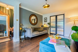 Photo 9- click for photo gallery